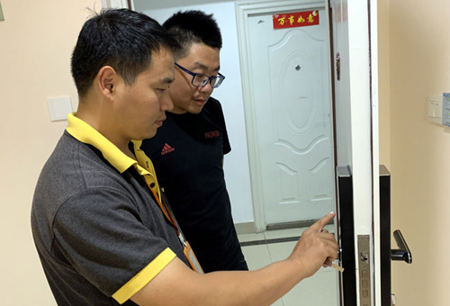 在家小本创业最赚钱的20个项目,18个小成本创业项目让你快速致富