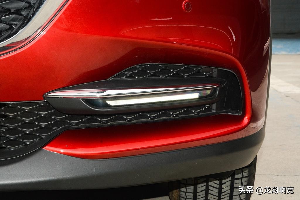 东瀛宝马！最美魂动红马自达CX4是最值得购买的平民买菜车吗