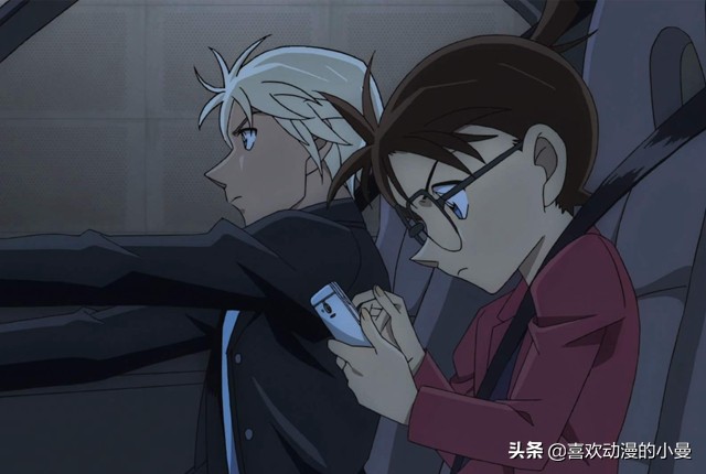 名侦探柯南的剧场版,属于青山刚昌的个人英雄梦