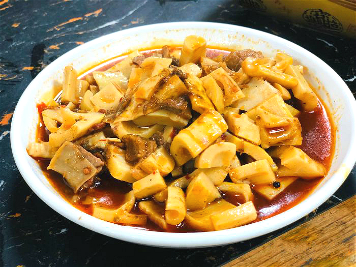 成都双流肥肠哪家好吃,成都双流肥肠血旺