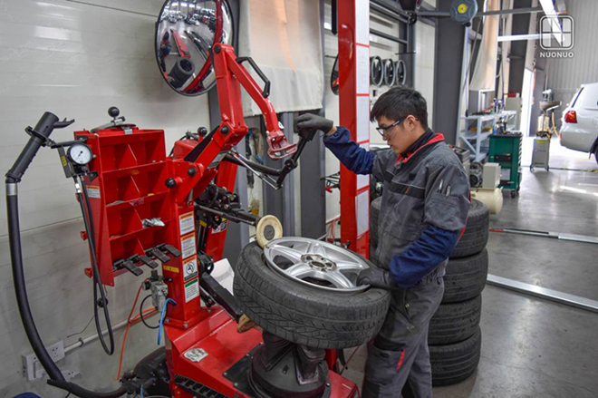 厂家业务员和经销商的关系,厂家与经销商的关系