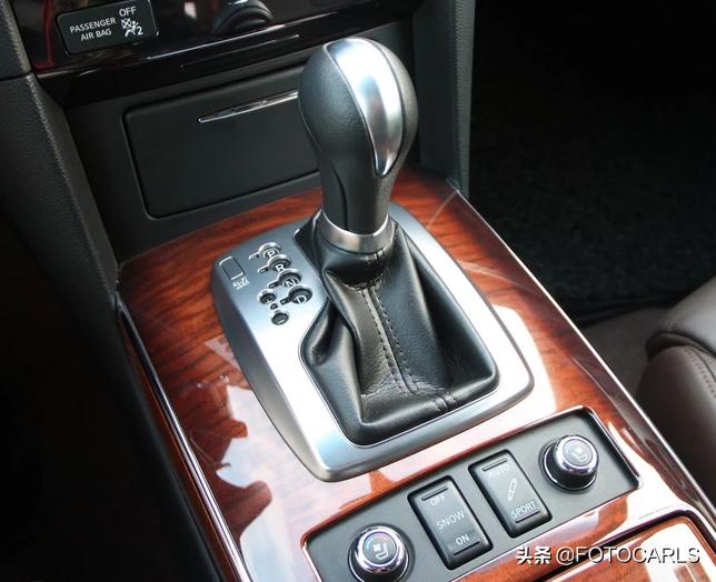 英菲尼迪fx50巅峰版评测,fx50巅峰版试驾