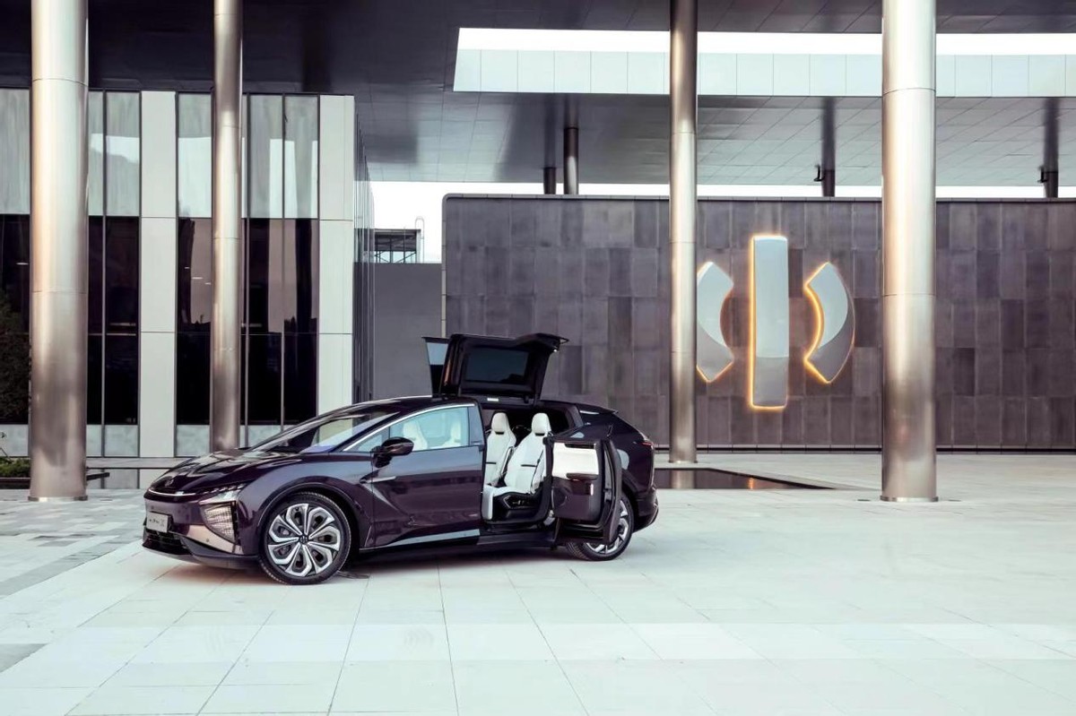 白色内饰抗污处理,米白色内饰怎么有效防止脏