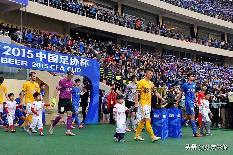 江苏队夺冠图片,江苏队首夺冠军