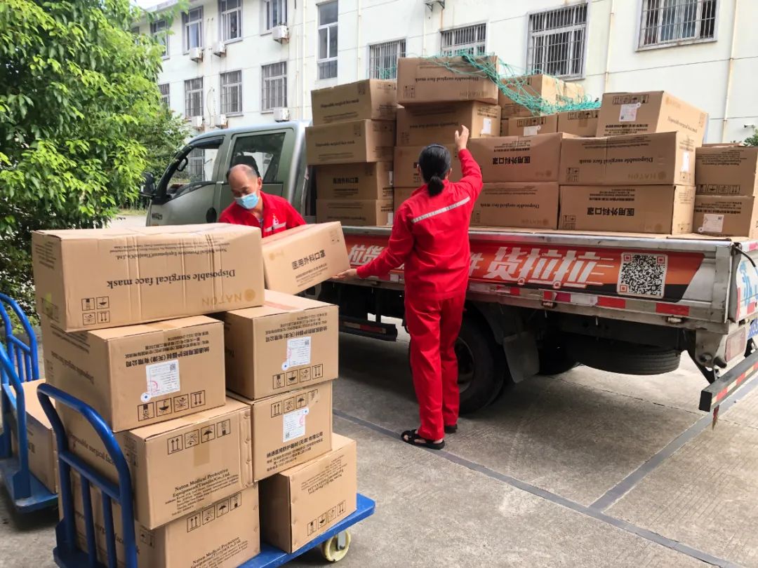 超长待机，魔幻40天，看着看着就忍不住……