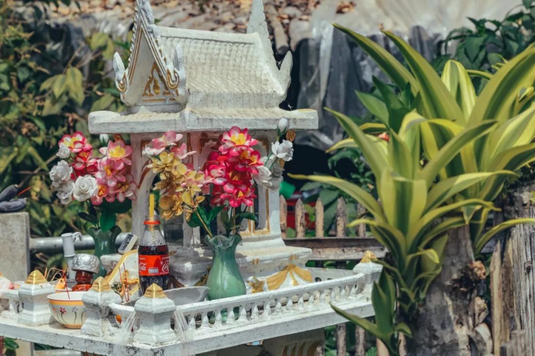 成都户外：当生活一塌糊涂的时候，就去清迈找回最初的自己吧