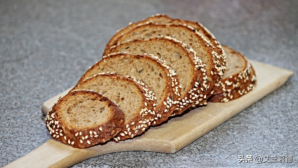 盘点！你吃的真的是“全麦面包”吗？