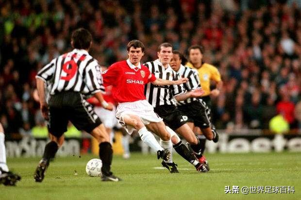 逆境看曼联！五大红魔式翻盘，娃娃脸的他竟参与了两次