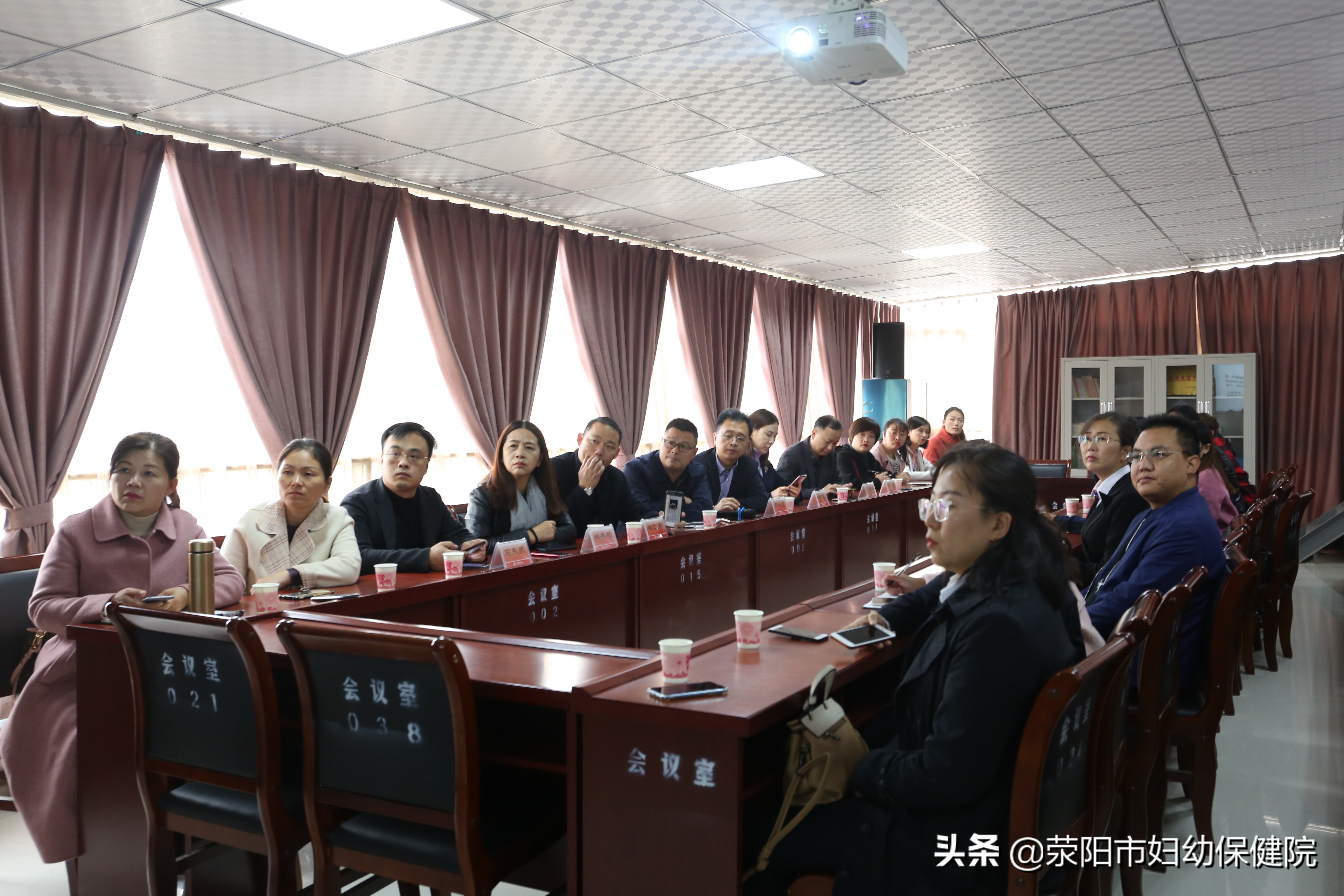 领导参观交流视频,领导干部参观交流视频