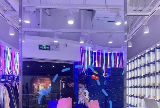 吴建豪和阿k什么关系,吴建豪被吐槽衣服