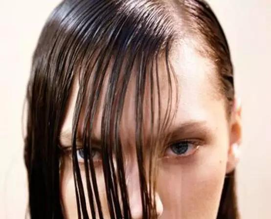 吴依霖老师自制发膜,拯救细软塌的烫发