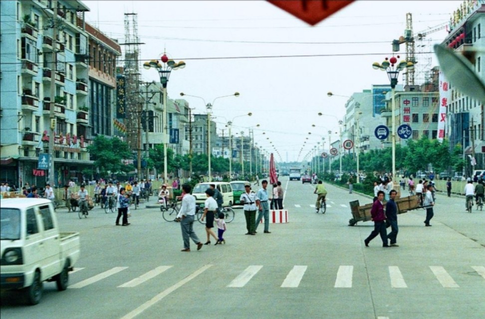 愤怒的香蕉的小说哪本最好看,愤怒的香蕉写的赘婿完结了吗