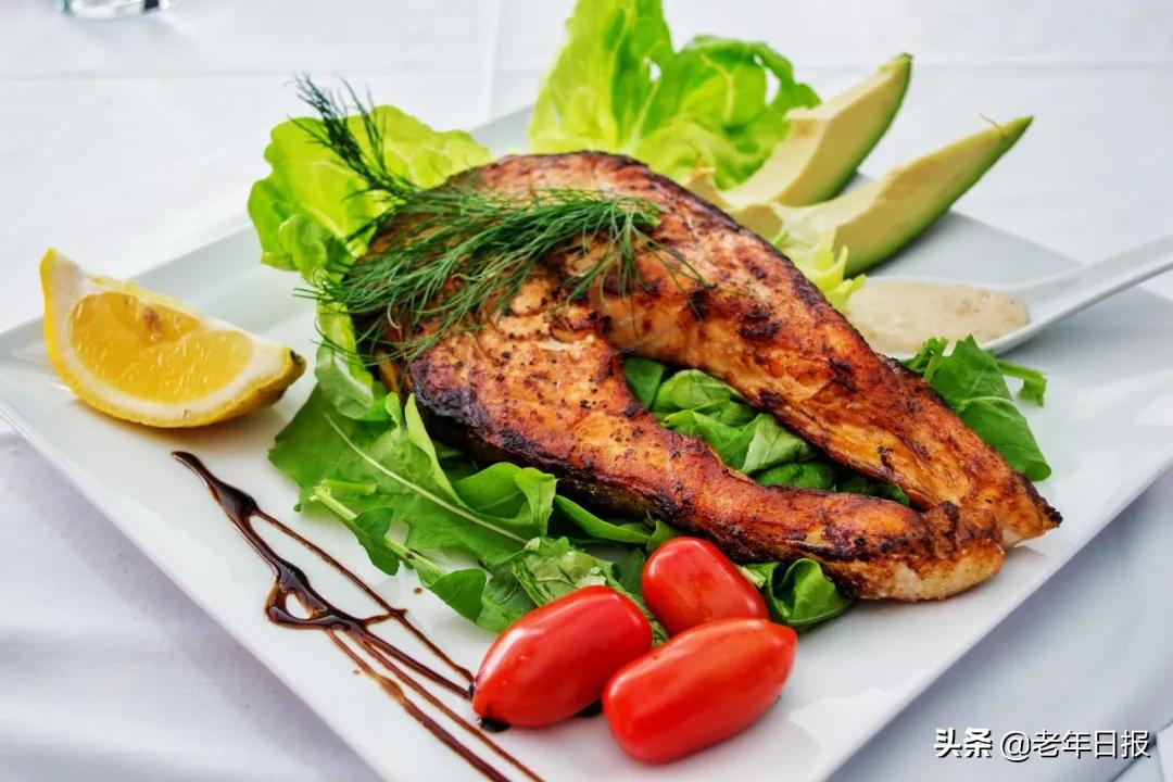 教你煎鱼技巧不掉皮又香酥,不腥又入味的煎鱼方法