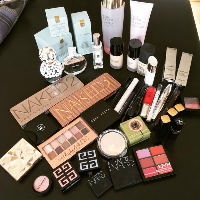 三亚机场免税店离机场有多远,凤凰机场离免税店有多远