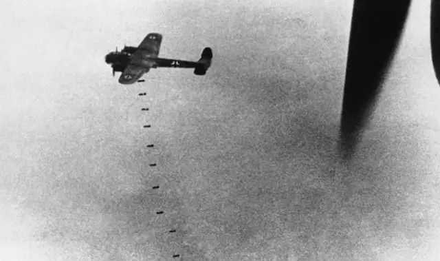 上一次足球停摆，6名英国球员在北非打跑了隆美尔