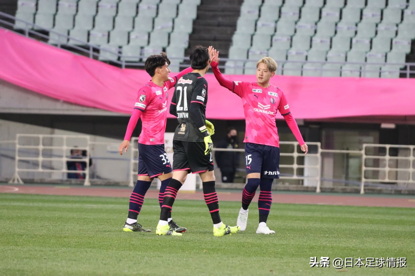 这个打入史诗级乌龙球的19岁中卫，未来不可限量