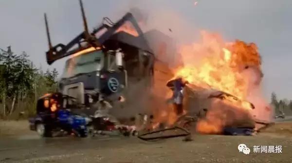 轿车突然失控撞飞俩居民，罪魁祸首是一罐可乐！网友：现实版《死神来了》