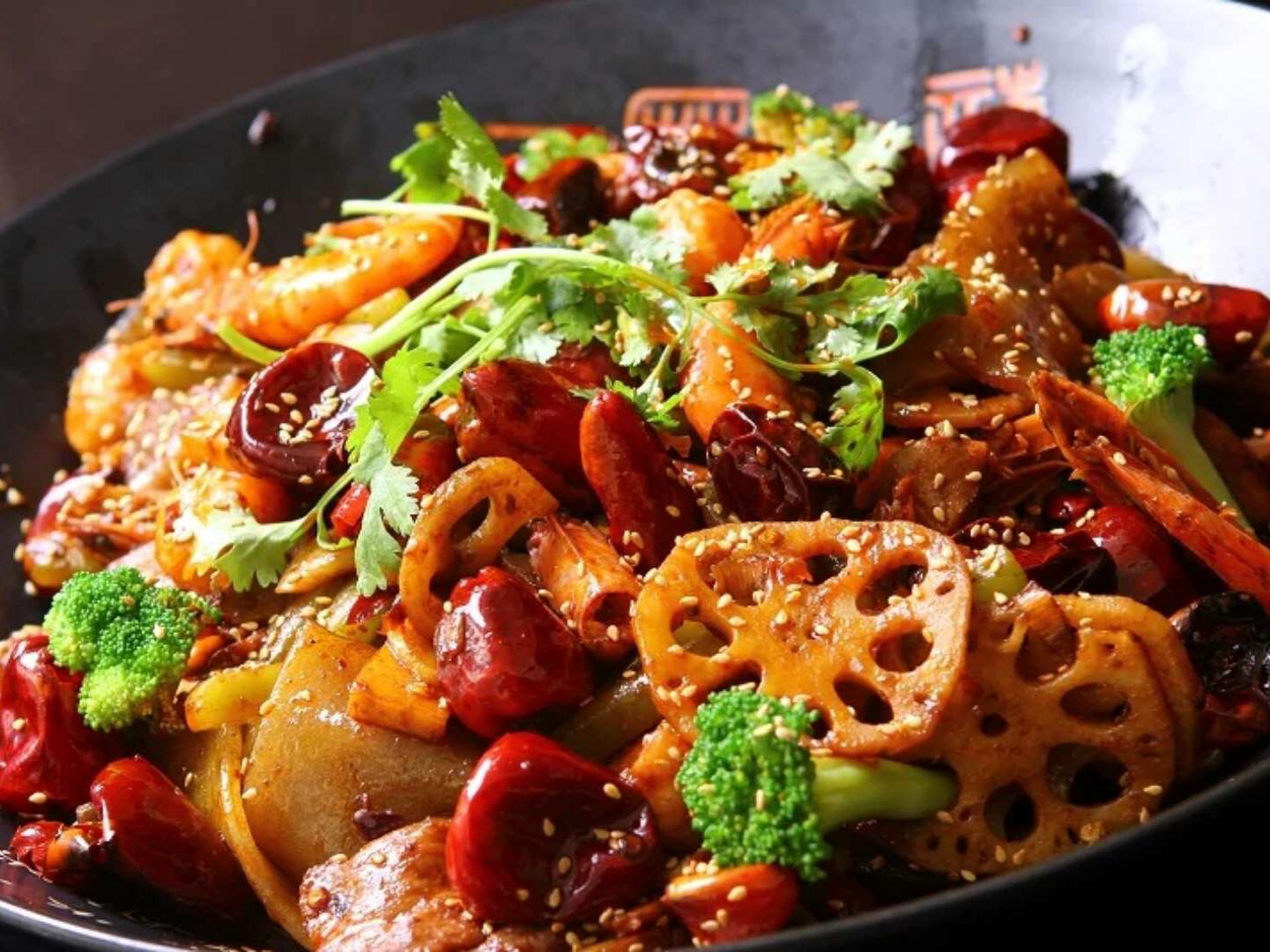 麻辣香锅一个月400单能赚钱吗,麻辣香锅赚钱吗