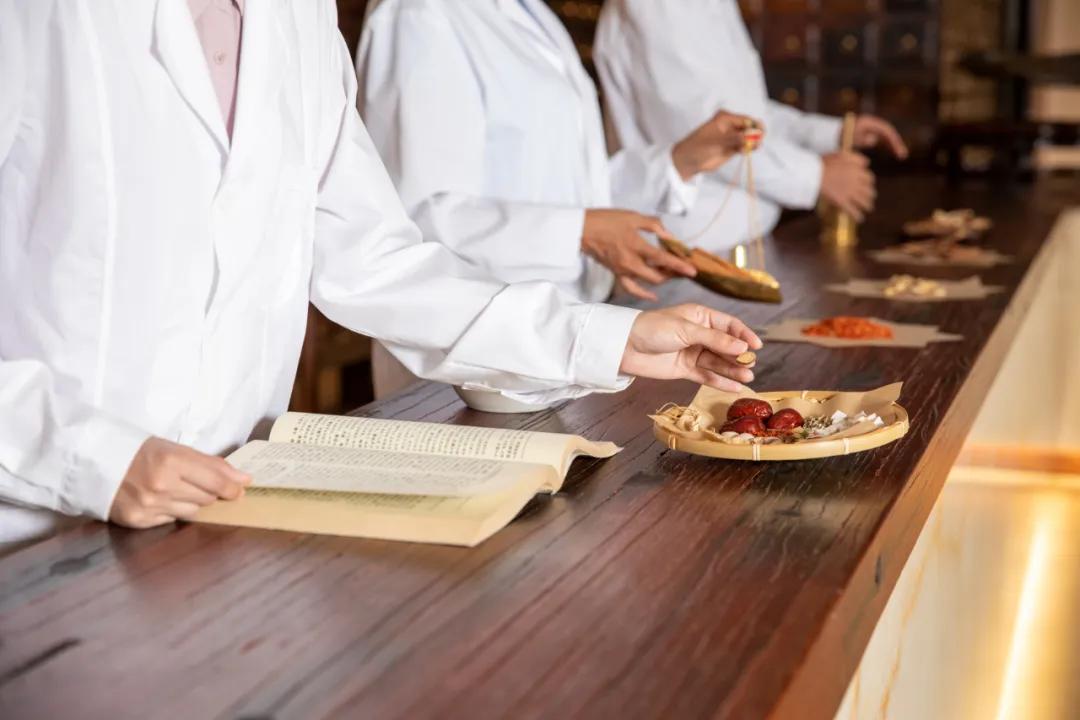 冬病夏治要趁“热”，三伏天本周约起~