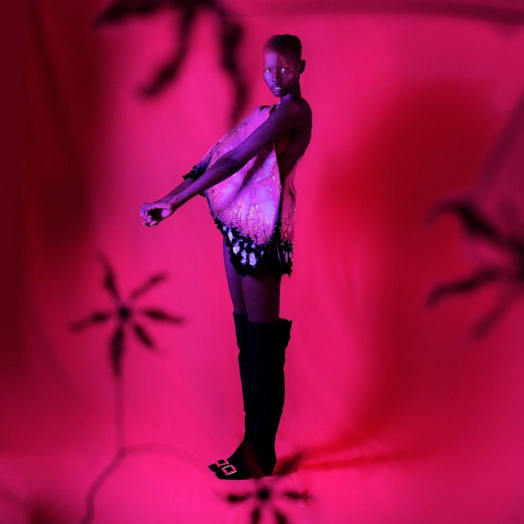 伊丽莎白女王鞋,伊丽莎白女王鞋子