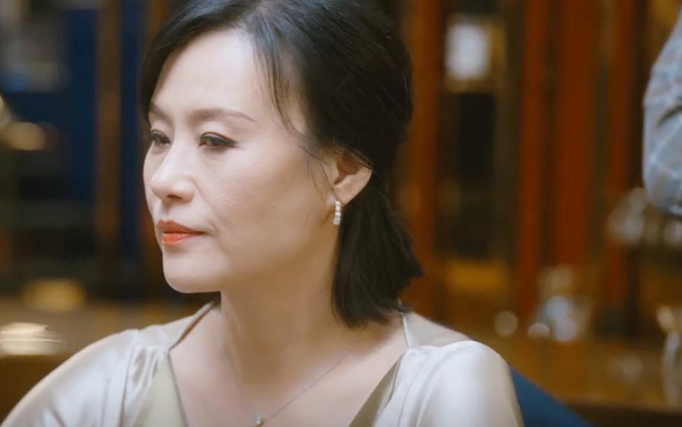 婆婆的镯子女儿为什么不原谅她,婆婆的手镯该给儿媳还是女儿