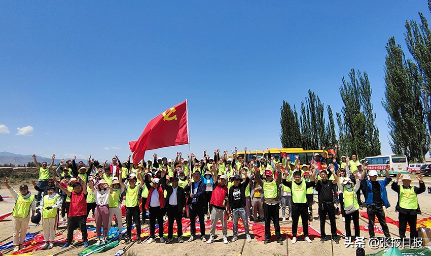 追寻红色记忆传承延安精神,追寻红色记忆传承红色精神开头