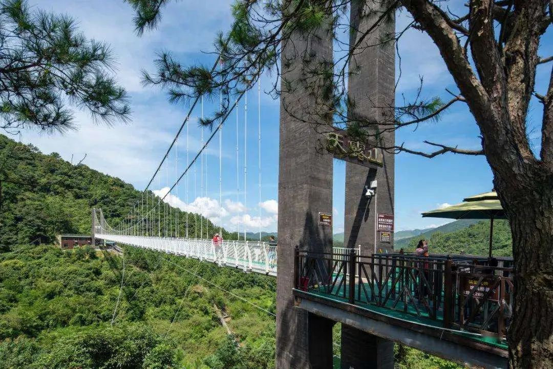 云浮硫磺温泉排名前十名,藏在云浮新兴深山里的温泉度假村