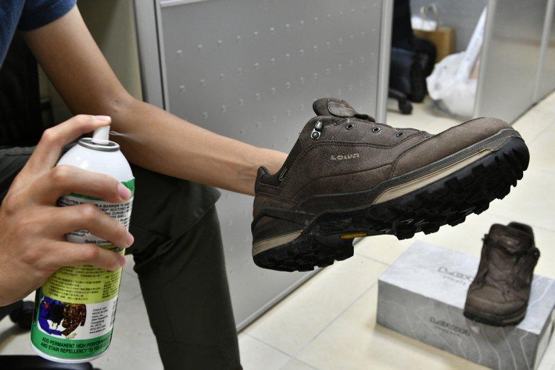 盘点小学生穿不起的鞋,lowa户外徒步鞋哪款是经典款