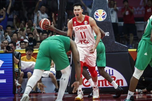 老将迟暮易建联,阿联英雄迟暮