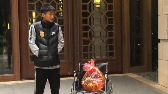 韦世豪广州体检,韦世豪去上海上港体检