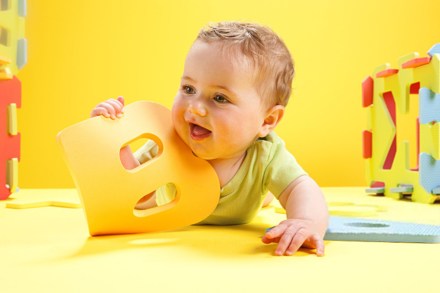 周岁宝宝变化大总结,你家孩子有吗?宝妈正确做法,培养智慧宝宝