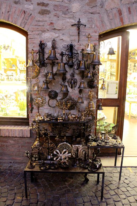 与意大利商人讨价旅游购物欧洲与亚洲国家不同的经营价值观