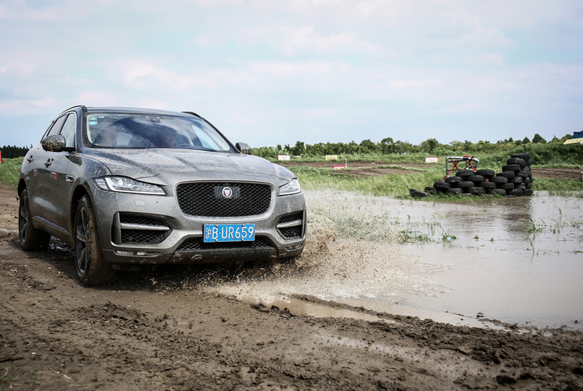 轻松驾驭征服全地形,无畏驰骋全地形