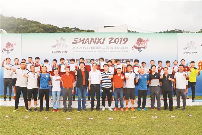 在改革的浪潮中砥砺前行,在改革中砥砺前行