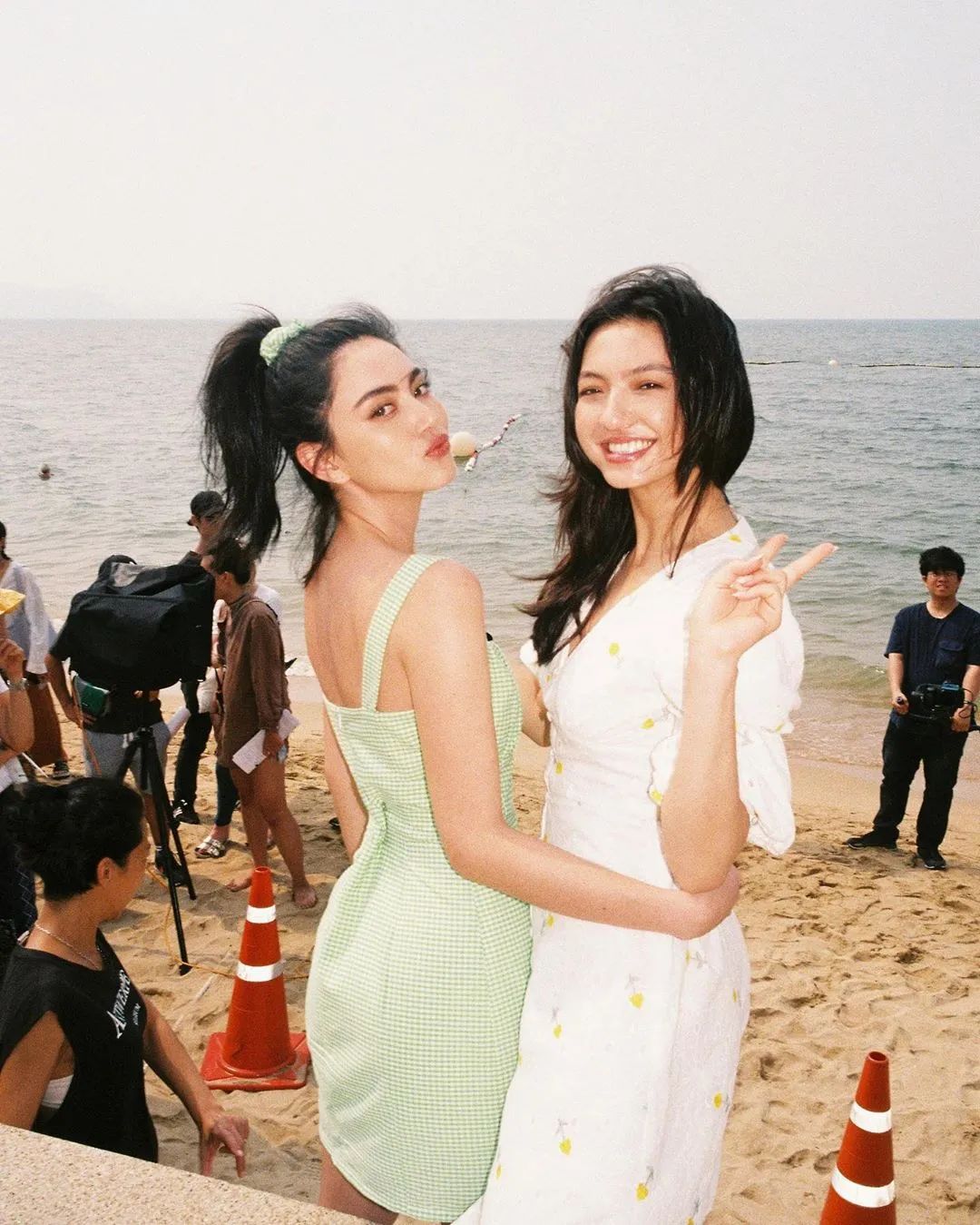 zara被官网耽误的裙子,zara大型翻车