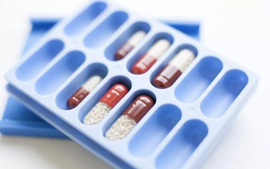 90岁老人胃出血有止疼药,老人药店买药吃后住院