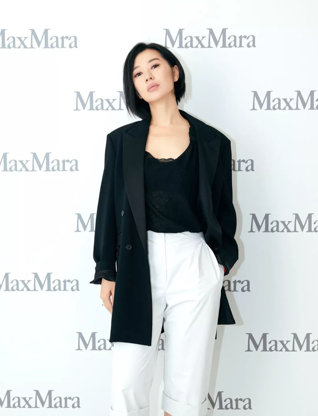 MaxMara男士穿搭,maxmara黑色西装外套怎么搭