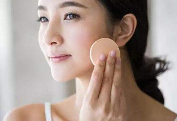 BB霜适合化妆吗,你真的会用水乳吗