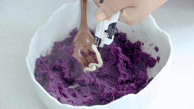 紫薯三角糯米糕,紫薯糯米粉发糕