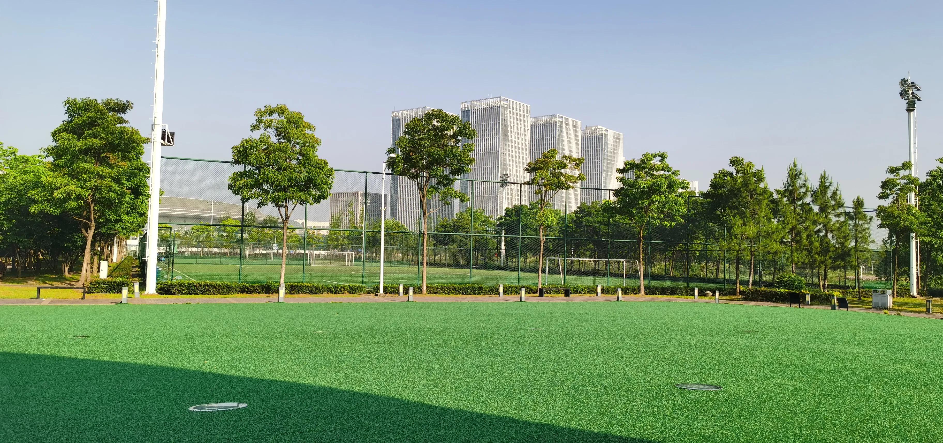 沌口足球公园服务中心,沌口足球公园水上乐园