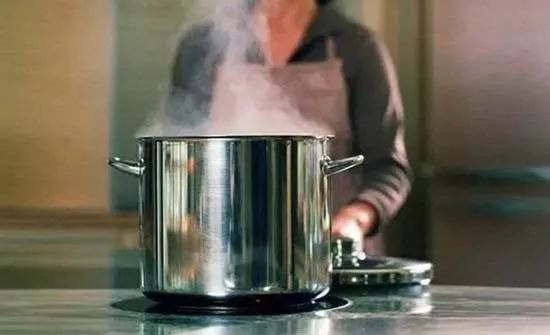 消毒喷雾对新冠病毒有用吗,新冠病毒用哪种消毒液安全有效