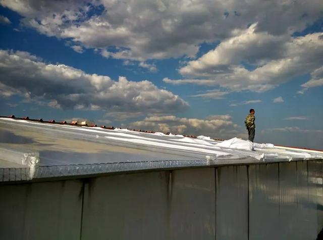 天气冷了大棚,阳光板温室大棚冬季保温