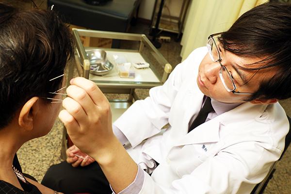 神经炎引起的瘫痪用药,神经炎康复疗法