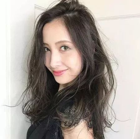 长脸型中长发烫发图片大全,小脸型中长发烫发