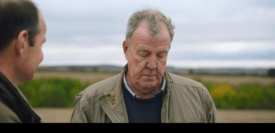 豆瓣9.6，这个“英国版李子柒”承包了我本月的笑点