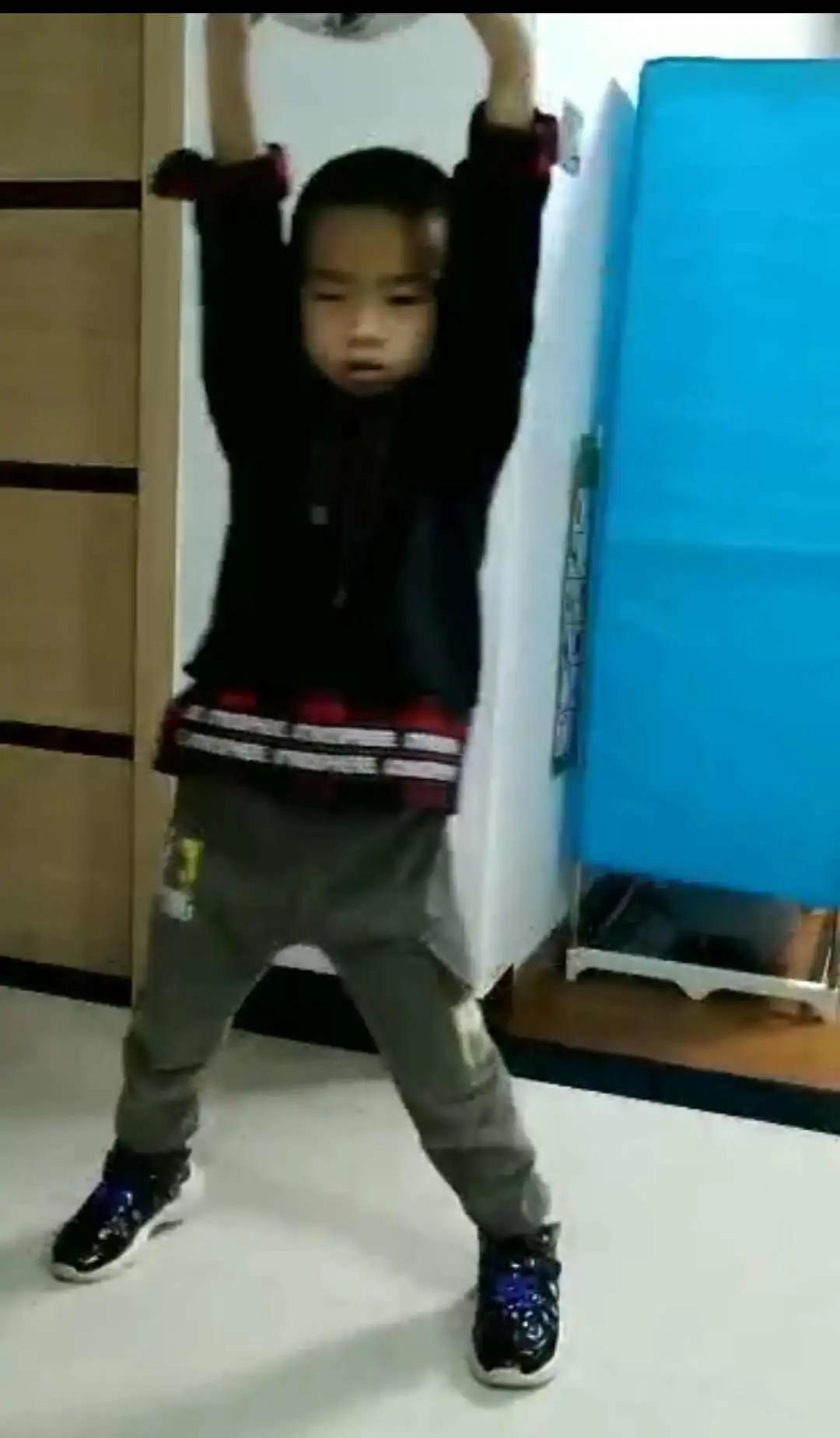 建阳曼山小学运动会,建阳区曼山小足球赛