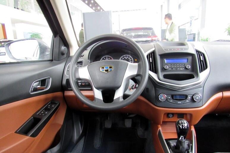 瑞纳三厢车长宽高,现代瑞纳车身长宽高是多少