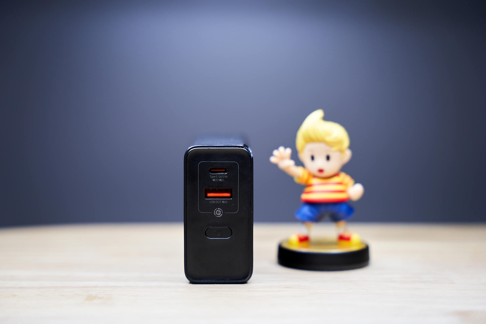 倍思能量堆充电宝,倍思无线充电宝加磁吸功能