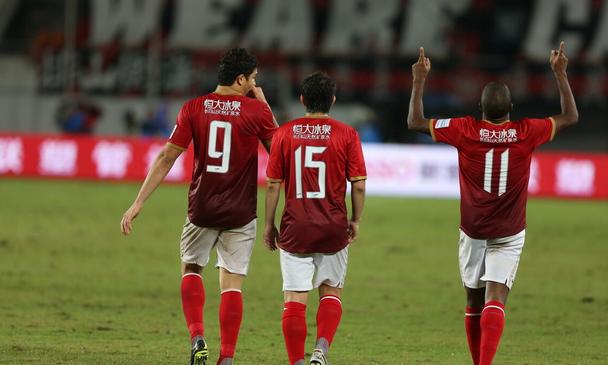 祝福广州队昔日功勋宣布退役,广州榜样2019年