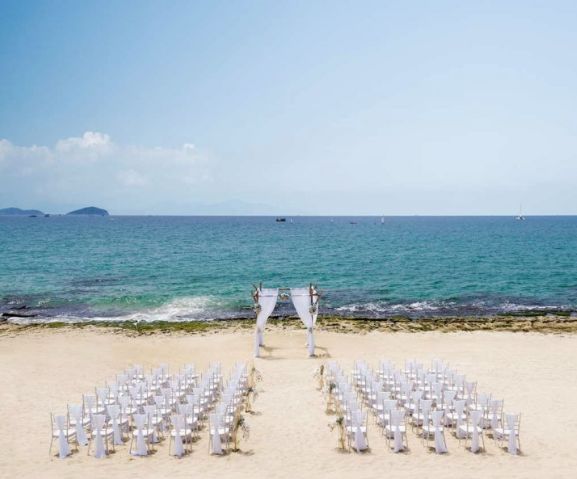 三亚亚龙湾瑞吉度假酒店价格,三亚亚龙湾瑞吉度假酒店别墅